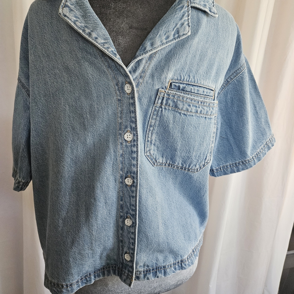 Universal Thread Light Blue Denim Top